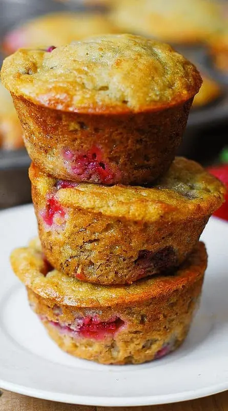 The Best Strawberry Muffins!!