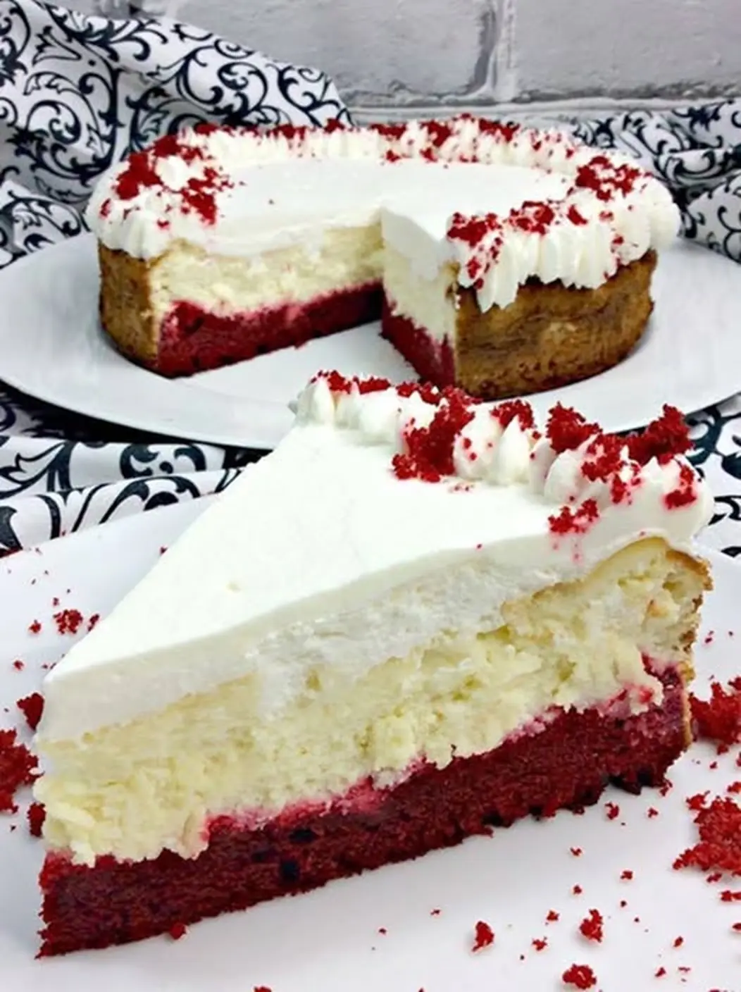 ๐ Knock You Naked Red Velvet Cheesecake: Decadent, Creamy, and Irresistible! ๐ฐ